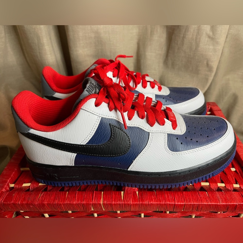 Air Force 1, size 9